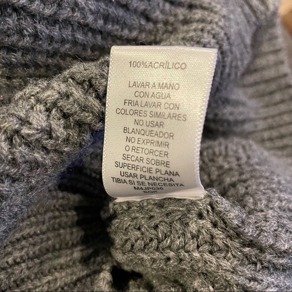 Derek Heart Gray Distressed Long Sleeved Lightweight Sweater with Cutouts - Picture 8 of 9